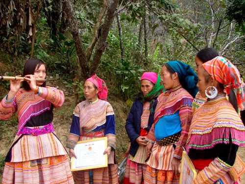 Preserving ethnic culture  - ảnh 1